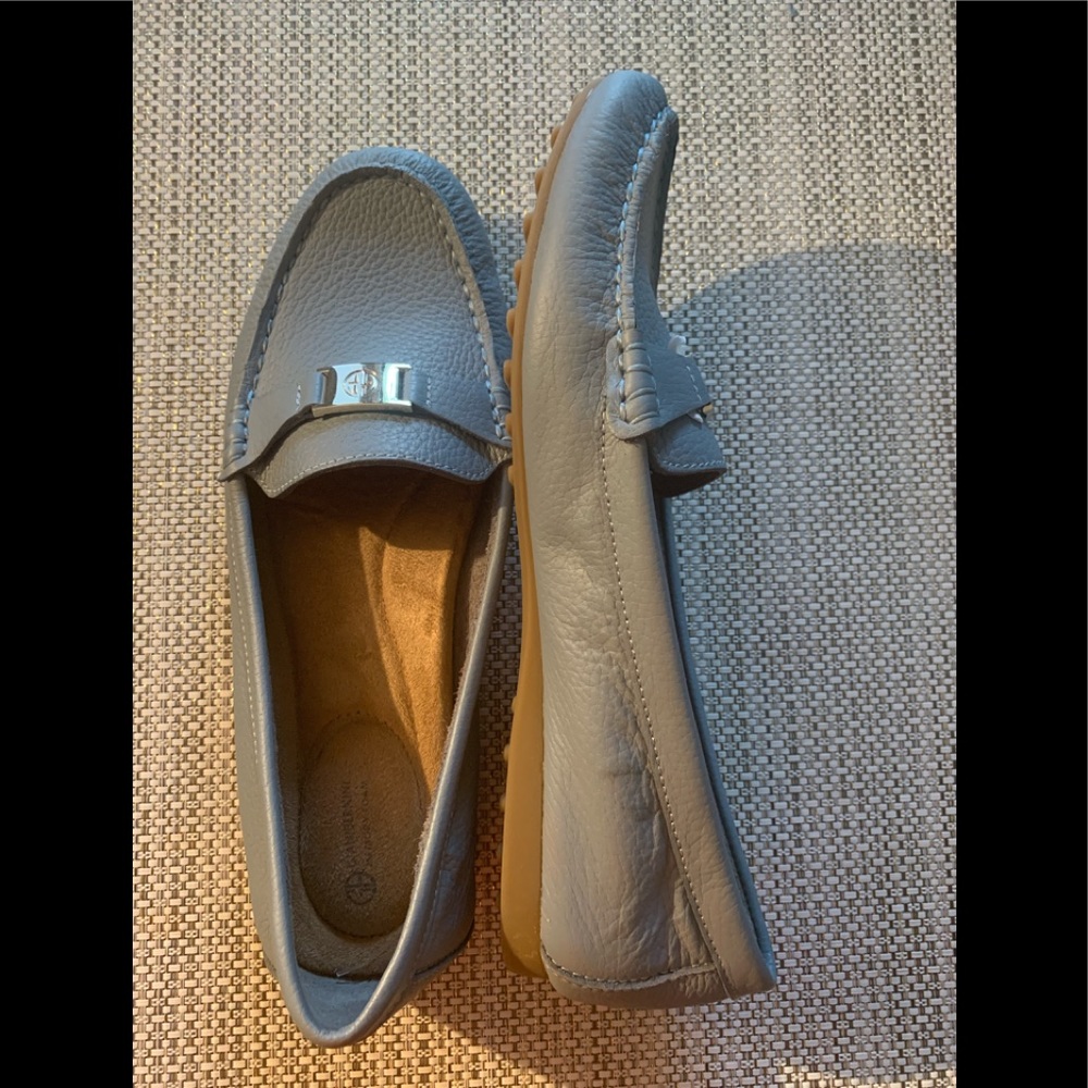 Women’s loafers